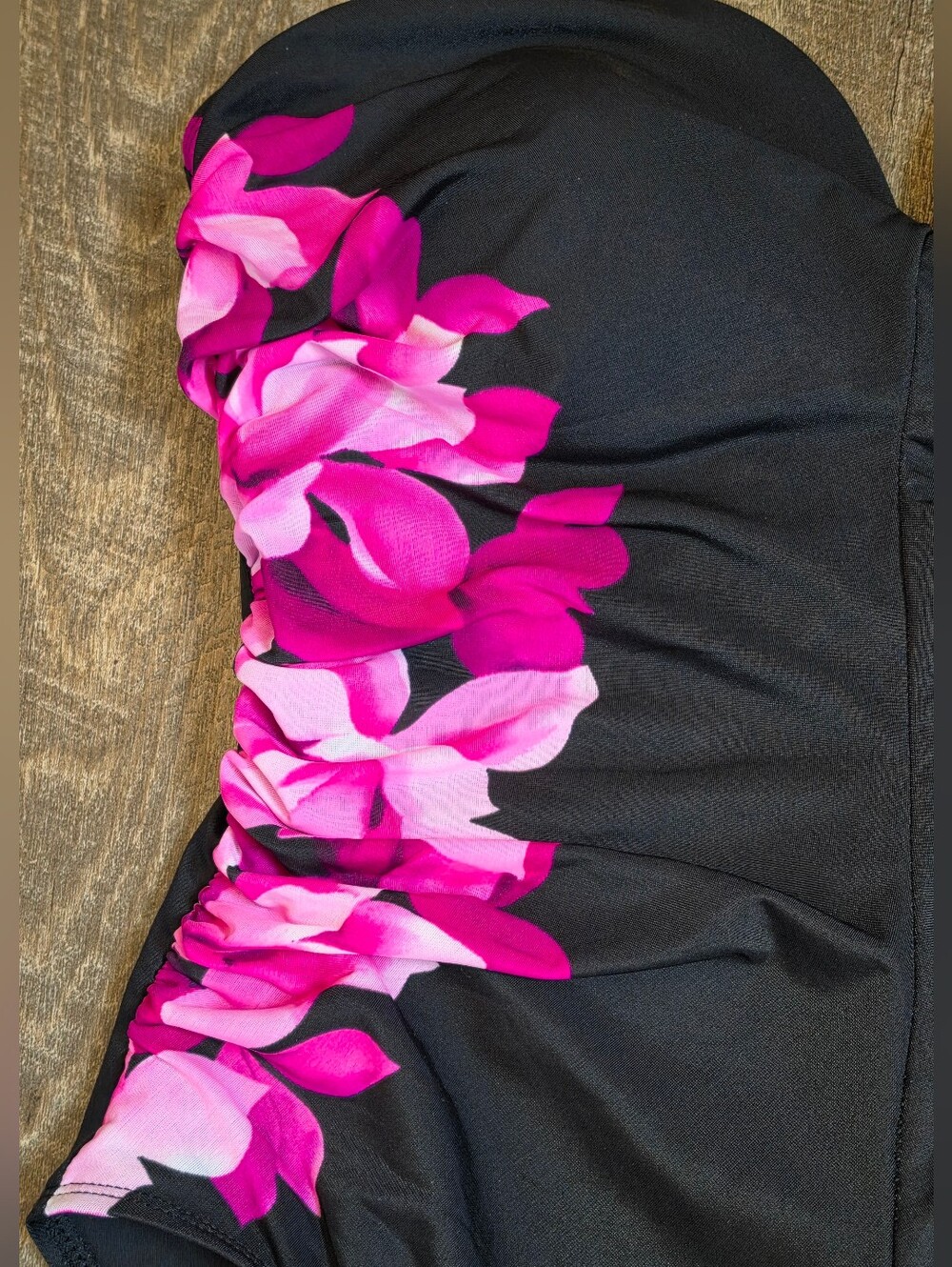 Vintg Miraclesuit One-Piece Ruched Swimsuit Womens XL Black Pink Florals Flatter - Picture 5 of 10